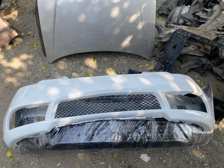 سپر جلو سراتو سایپایی رنگ فابریک سفید ( استوک اورجینال ) کدفنی : 865111M000