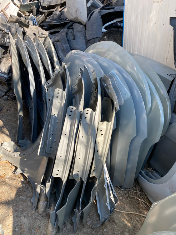 گلگیر جلو دیگینتی استوک اورجینال شرکتی آستر کارخانه فابریک آماده رنگ آمیزی