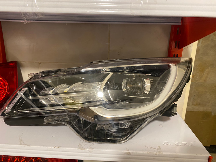 چراغ جلو فیدلیتی سمت چپ استوک اورجینال شرکتی