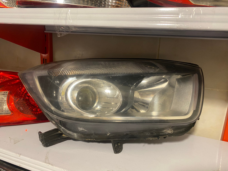 چراغ جلو کپجر سمت راست استوک اورجینال