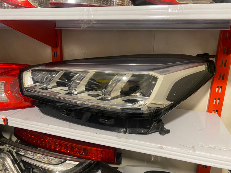 چراغ جلو تیگو ۷ پرو سمت چپ استوک اورجینال شرکتی