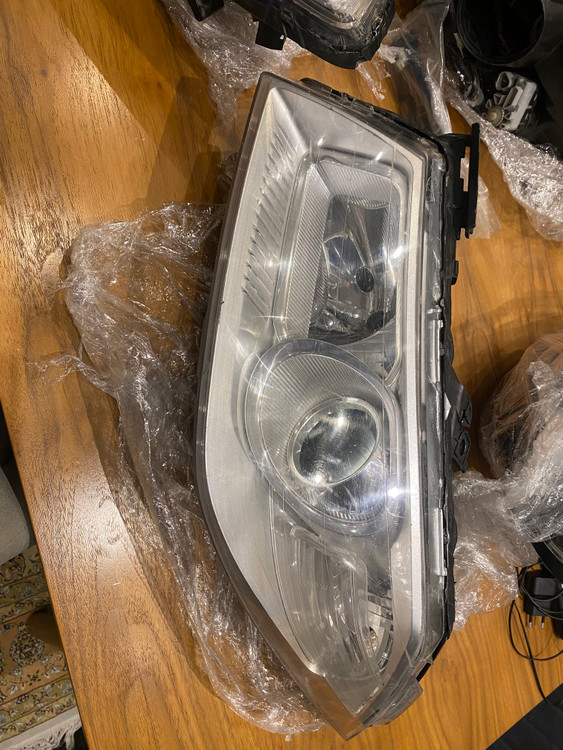 چراغ جلو مگان سمت چپ ( راننده ) استوک اورجینال