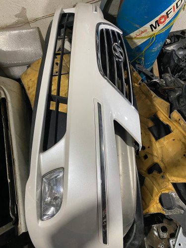 سپر جلو آزرا ۲۰۰۸-۲۰۱۰ زه خور کدفنی : 865113L201 استوک اورجینال ( رنگ فابریک )